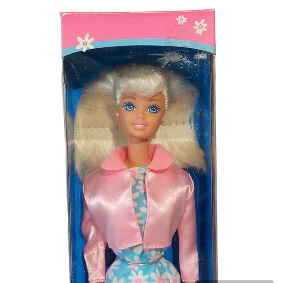 Chic Barbie #17297 Vintage 1996 Mattel Doll-Mint Box-unopened and Excellent - Picture 2 of 12